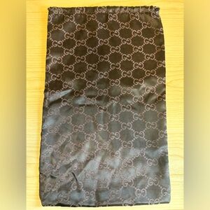 Gucci dust bag - brown satiny finish.